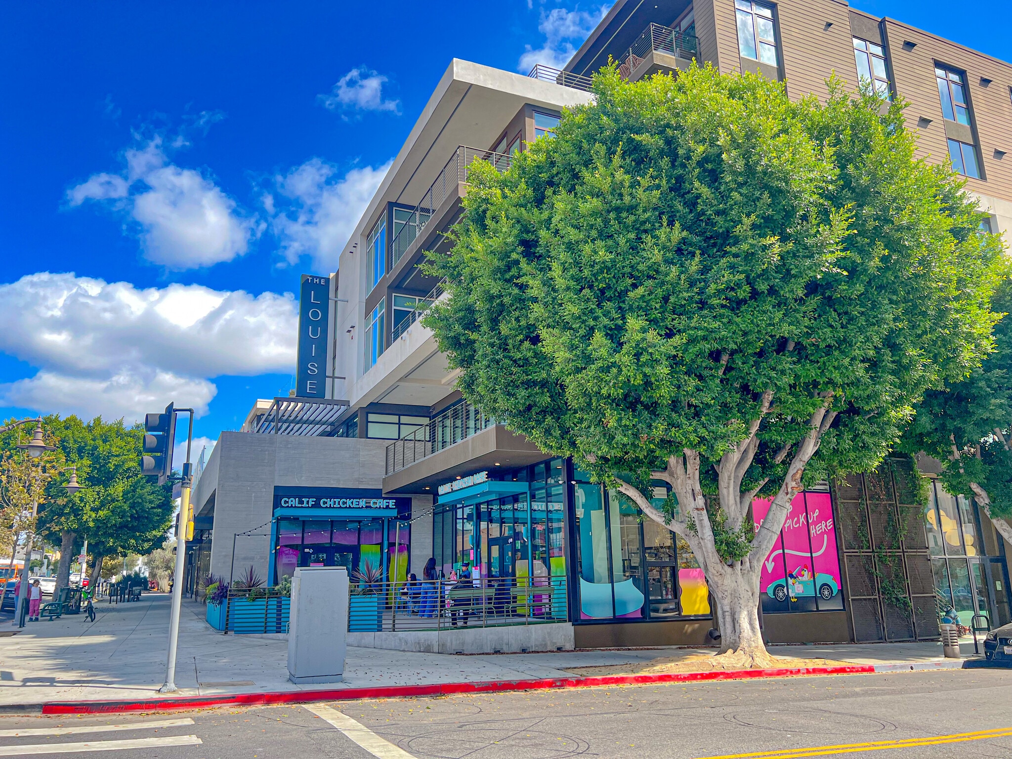 1633 N Edgemont St, Los Angeles, CA for lease Building Photo- Image 1 of 5