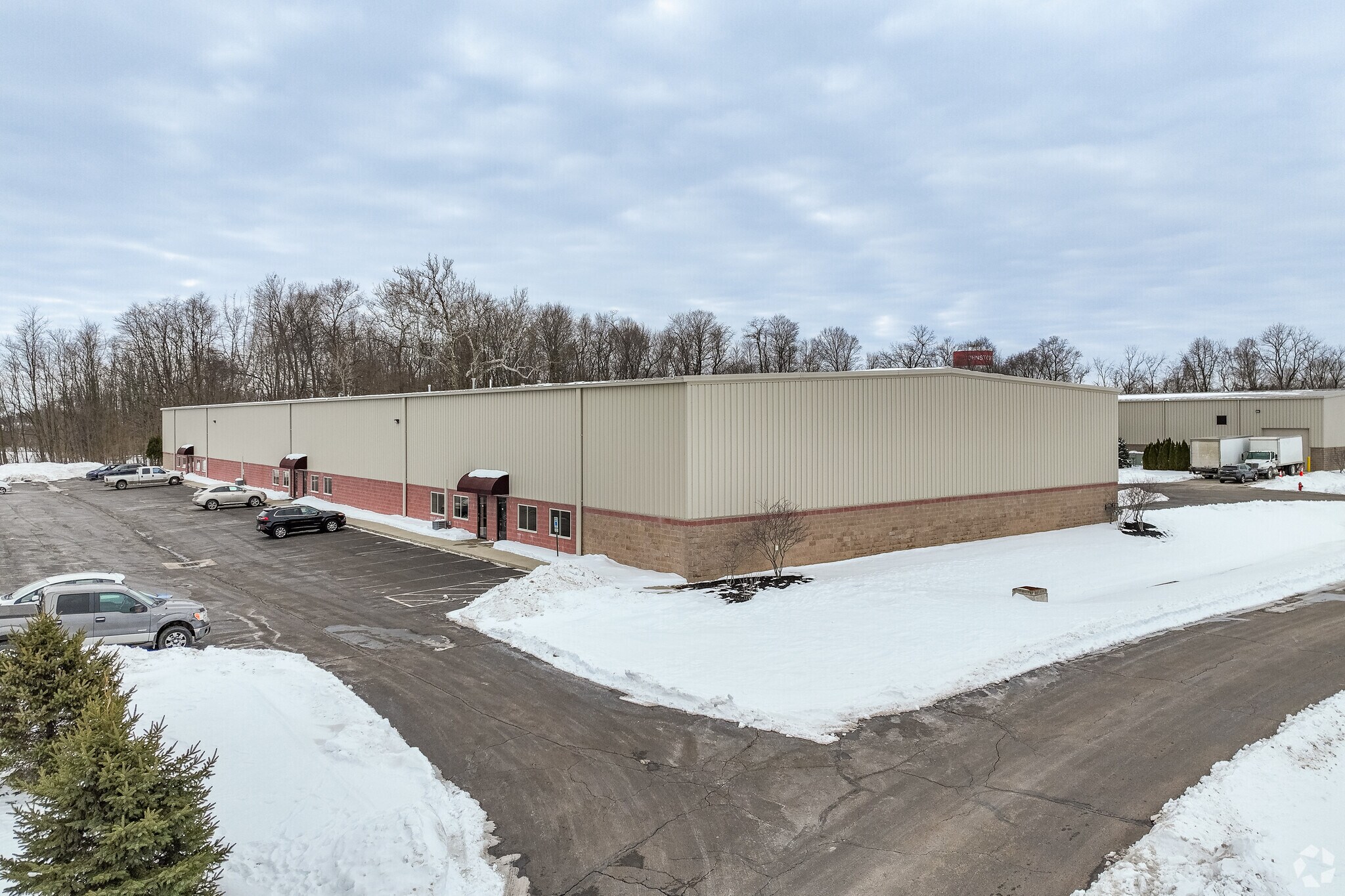 25-29 Greenscapes Ct, Johnstown, OH for lease Primary Photo- Image 1 of 7