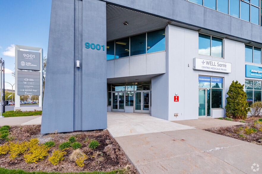 9001 Boul De L'acadie, Montréal, QC for lease - Building Photo - Image 3 of 4