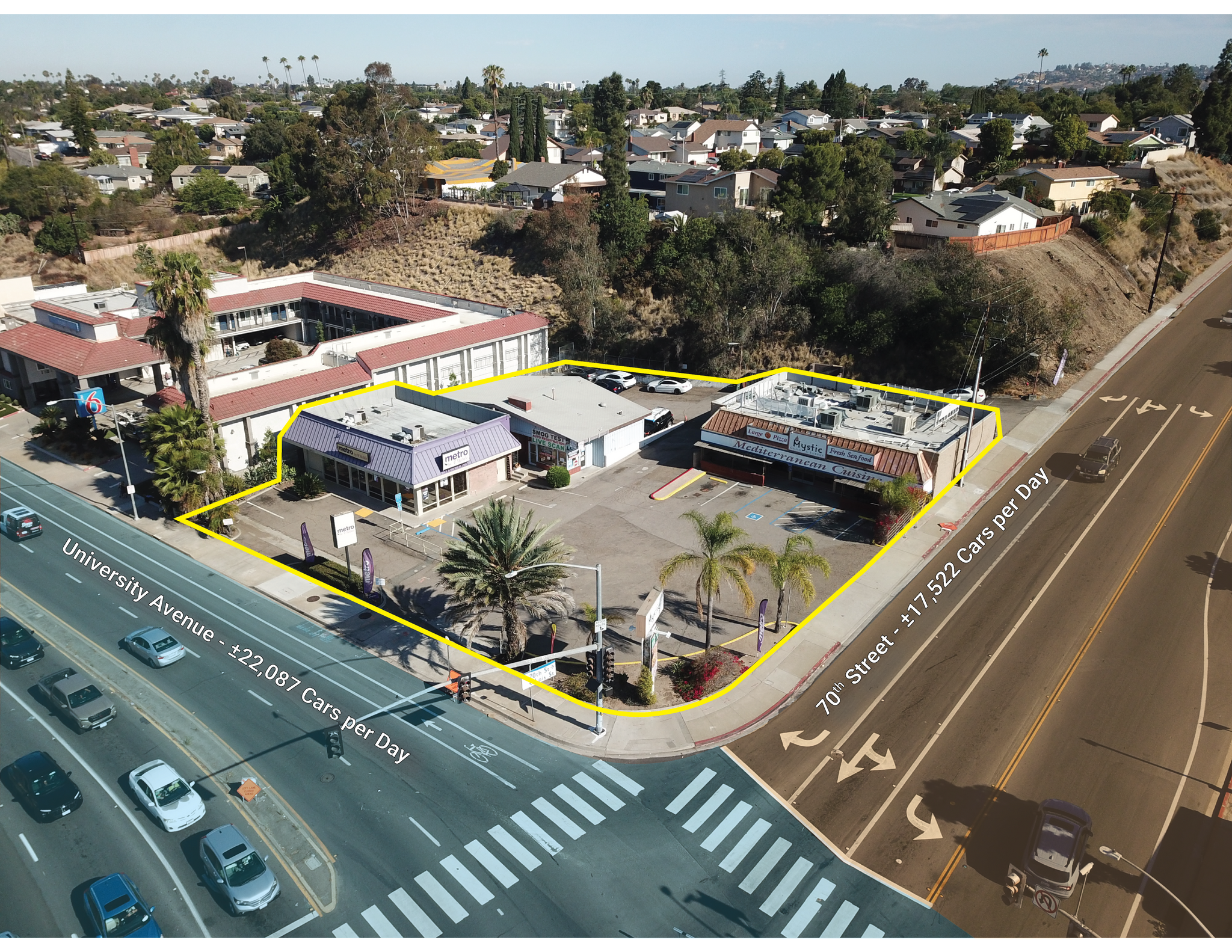 6970-6988 University Ave, La Mesa, CA à louer Photo du bâtiment- Image 1 de 7