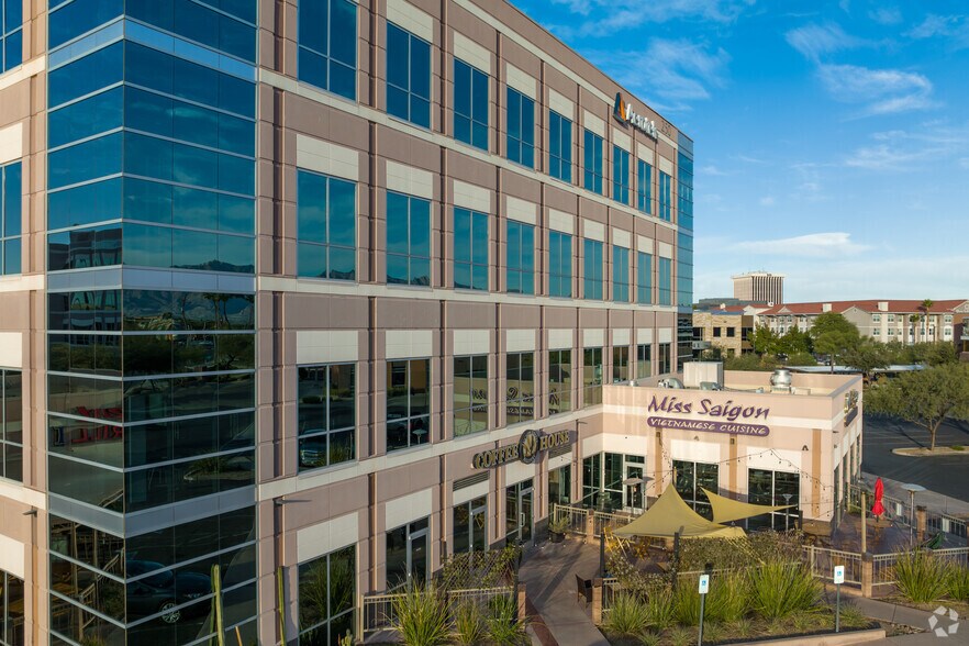 250 S Craycroft Rd, Tucson, AZ à louer - Photo du bâtiment - Image 3 de 5