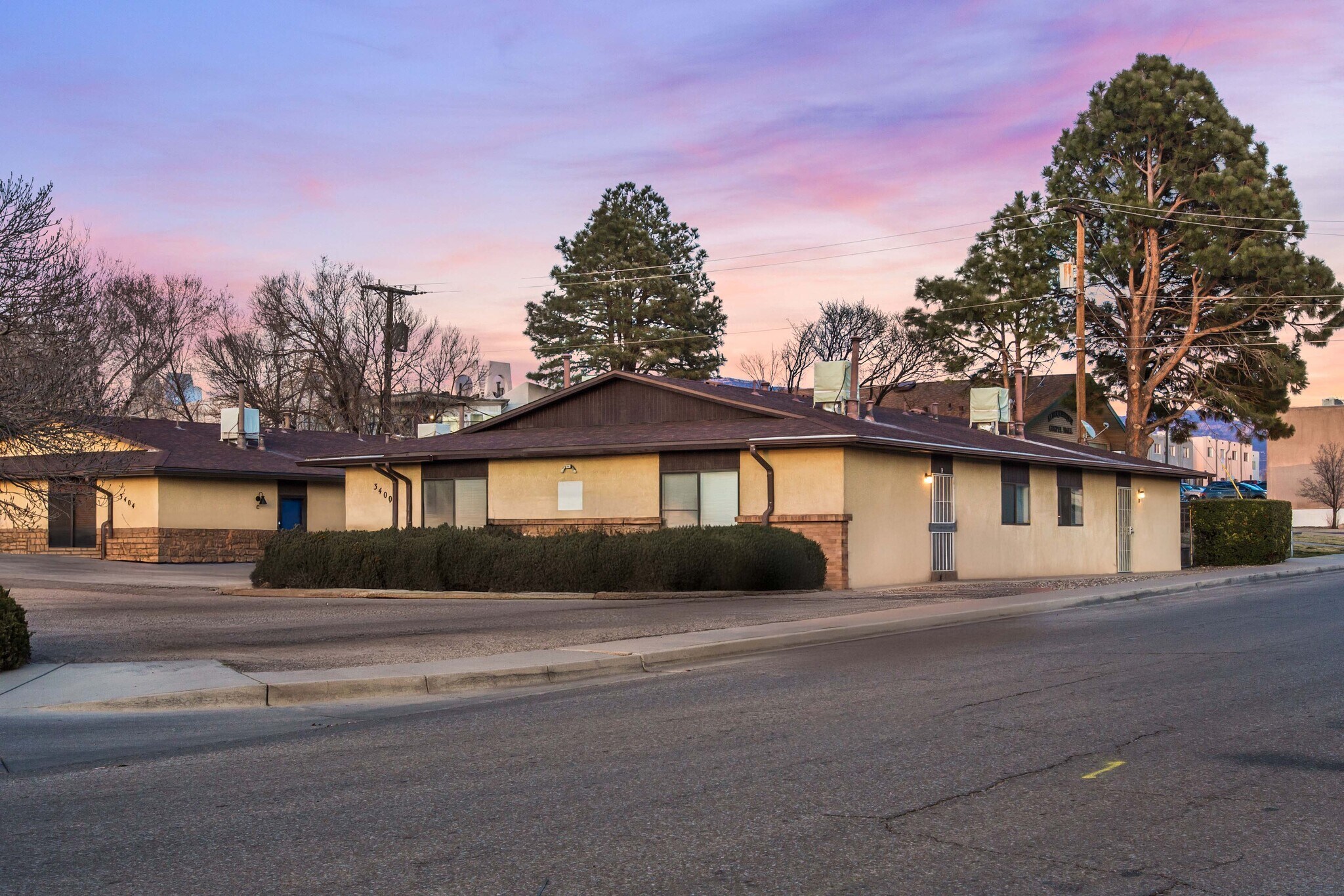3400-3404 Wellesley Dr NE, Albuquerque, NM for sale Primary Photo- Image 1 of 22