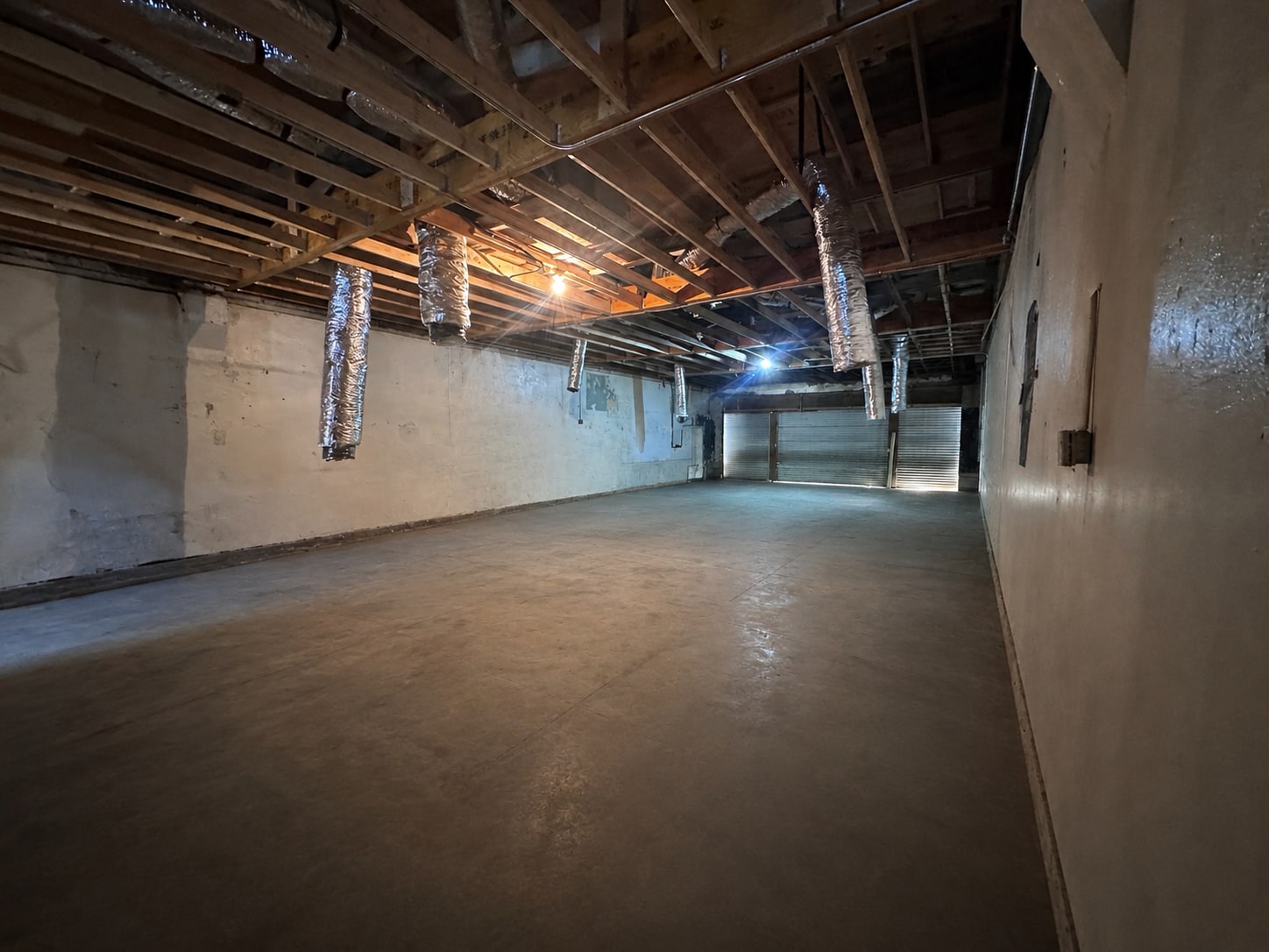 824 Ralph David Abernathy Blvd, Atlanta, GA for lease Interior Photo- Image 1 of 9