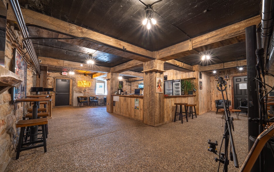 415 Broadway St S, Jordan, MN for lease - Building Photo - Image 3 of 9