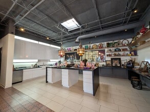 2900-2950 N Oakley Ave, Chicago, IL for lease Interior Photo- Image 2 of 5