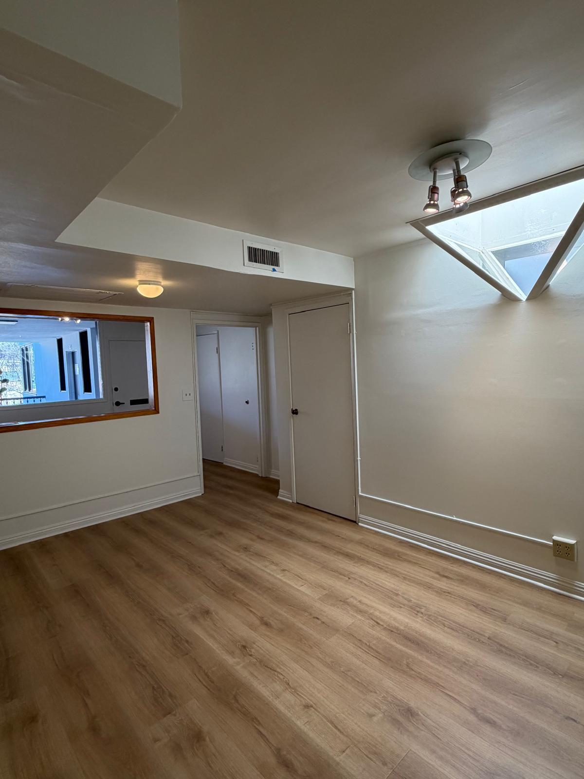 984 Monument St, Pacific Palisades, CA à louer Photo intérieure- Image 1 de 8