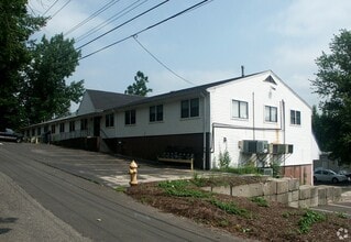 214 Amity Rd, Woodbridge, CT à louer Photo intérieure- Image 2 de 9