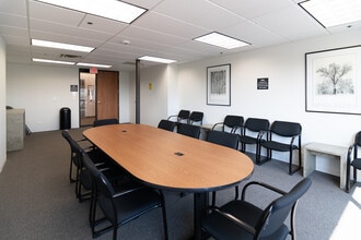 1020 Milwaukee Ave, Deerfield, IL à louer Photo intérieure- Image 2 de 3