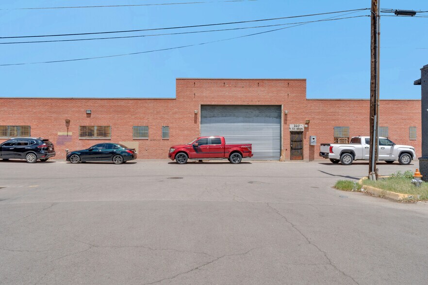 220 N Saint Vrain St, El Paso, TX à vendre - Photo du bâtiment - Image 2 de 9