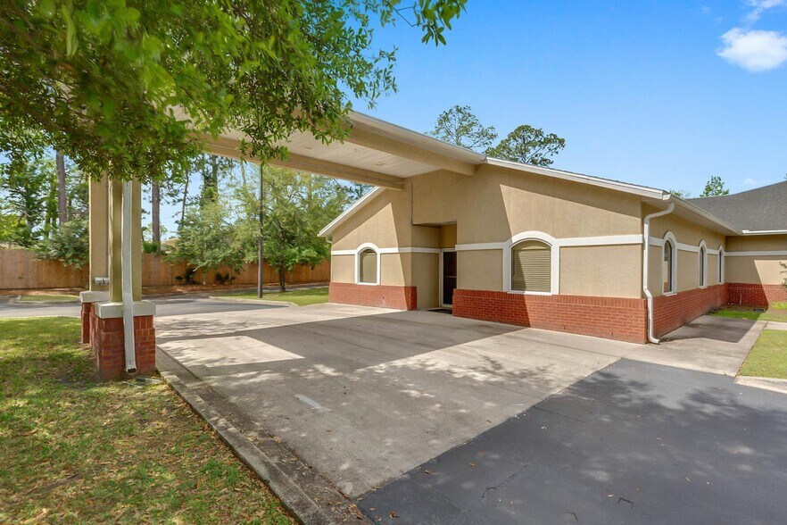 5742 Booth Rd, Jacksonville, FL à louer - Photo du bâtiment - Image 2 de 6
