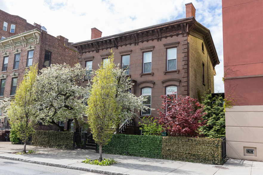 35 Spring St, Albany, NY à vendre - Photo principale - Image 1 de 1