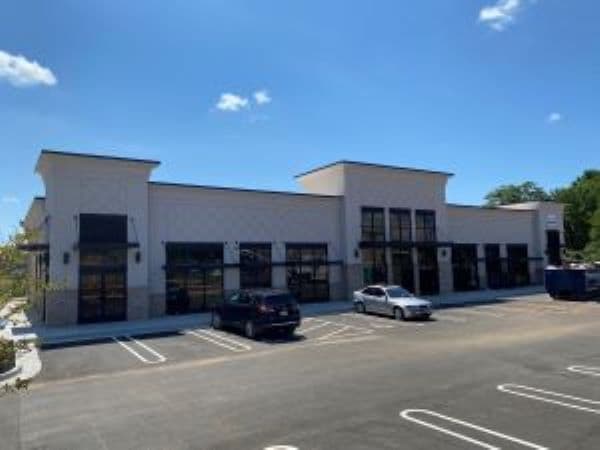 8000 Timberlake Rd, Lynchburg, VA for lease - Primary Photo - Image 1 of 3