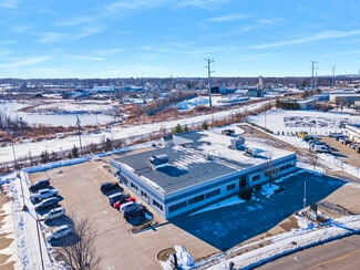 Plus de détails pour 1615 Commerce Pky, Bloomington, IL - Bureau à louer