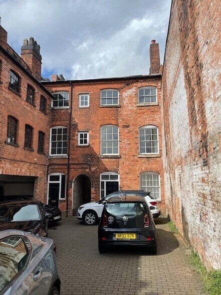 33A-37 Vittoria St, Birmingham à louer - Photo du bâtiment - Image 3 de 11