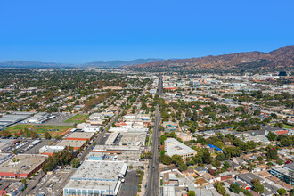 800 S Main St, Burbank, CA - Aérien  Vue de la carte - Image1