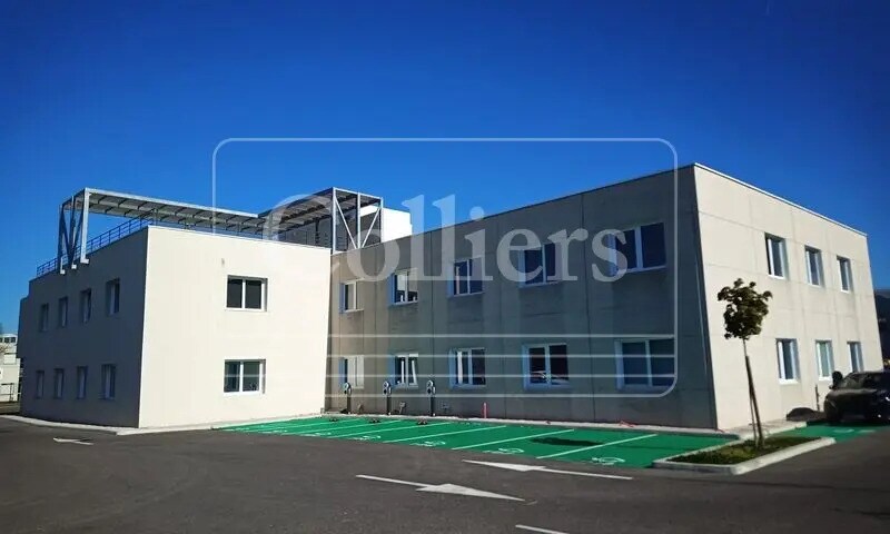 22 Rue Du 35Eme Regiment D'Aviation, Bron for lease Building Photo- Image 1 of 10