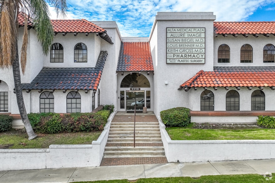 1113 Alta Ave, Upland, CA à louer - Photo du bâtiment - Image 1 de 30