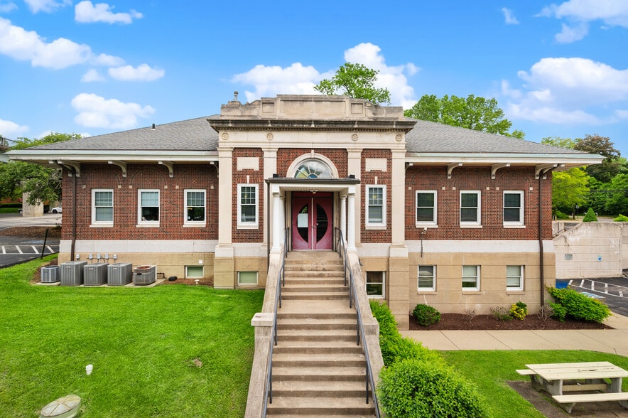 500 Chadwick St, Sewickley, PA for sale - Building Photo - Image 3 of 38