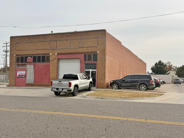 706 W California Ave, Oklahoma City, OK à louer - Photo du bâtiment - Image 2 de 7