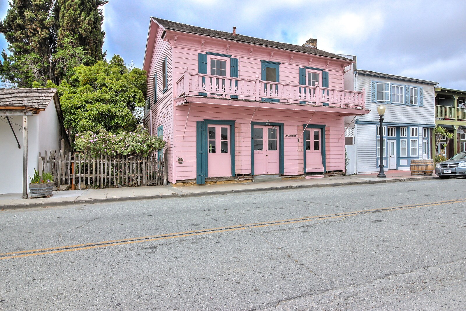 107 3rd St, San Juan Bautista, CA à louer Photo du bâtiment- Image 1 de 48