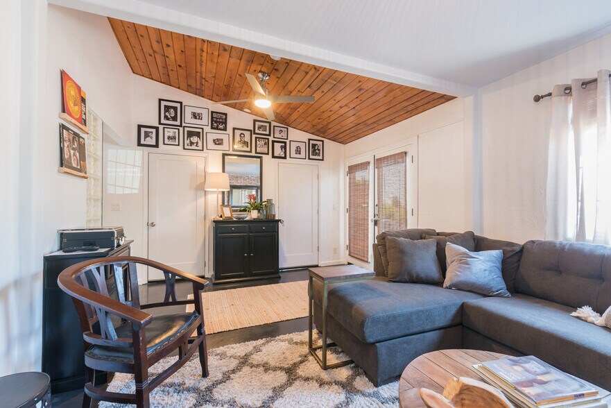 653 Shell Beach Rd, Pismo Beach, CA à vendre - Photo du bâtiment - Image 3 de 14