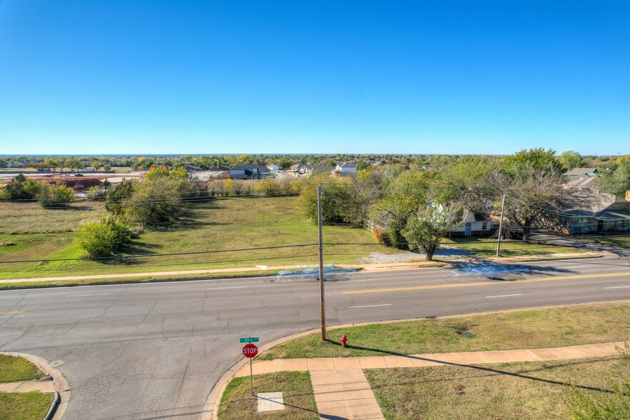 15 N Kelly Ave, Edmond, OK for sale - Aerial - Image 3 of 5