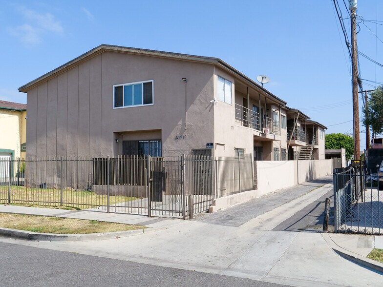 1017 W 95th St, Los Angeles, CA à vendre - Photo principale - Image 1 de 23