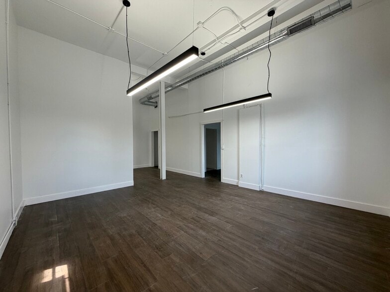 131 W 2nd St, Rutherfordton, NC for lease - Building Photo - Image 3 of 15