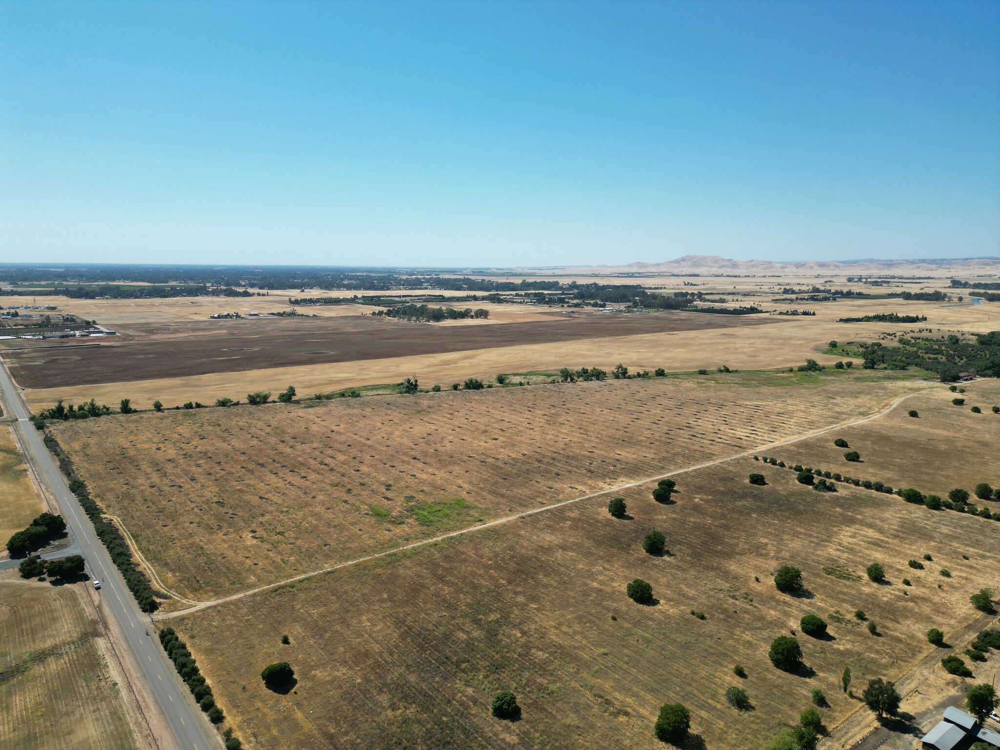 5496 S. Newmark Avenue, Sanger, CA for sale Primary Photo- Image 1 of 12