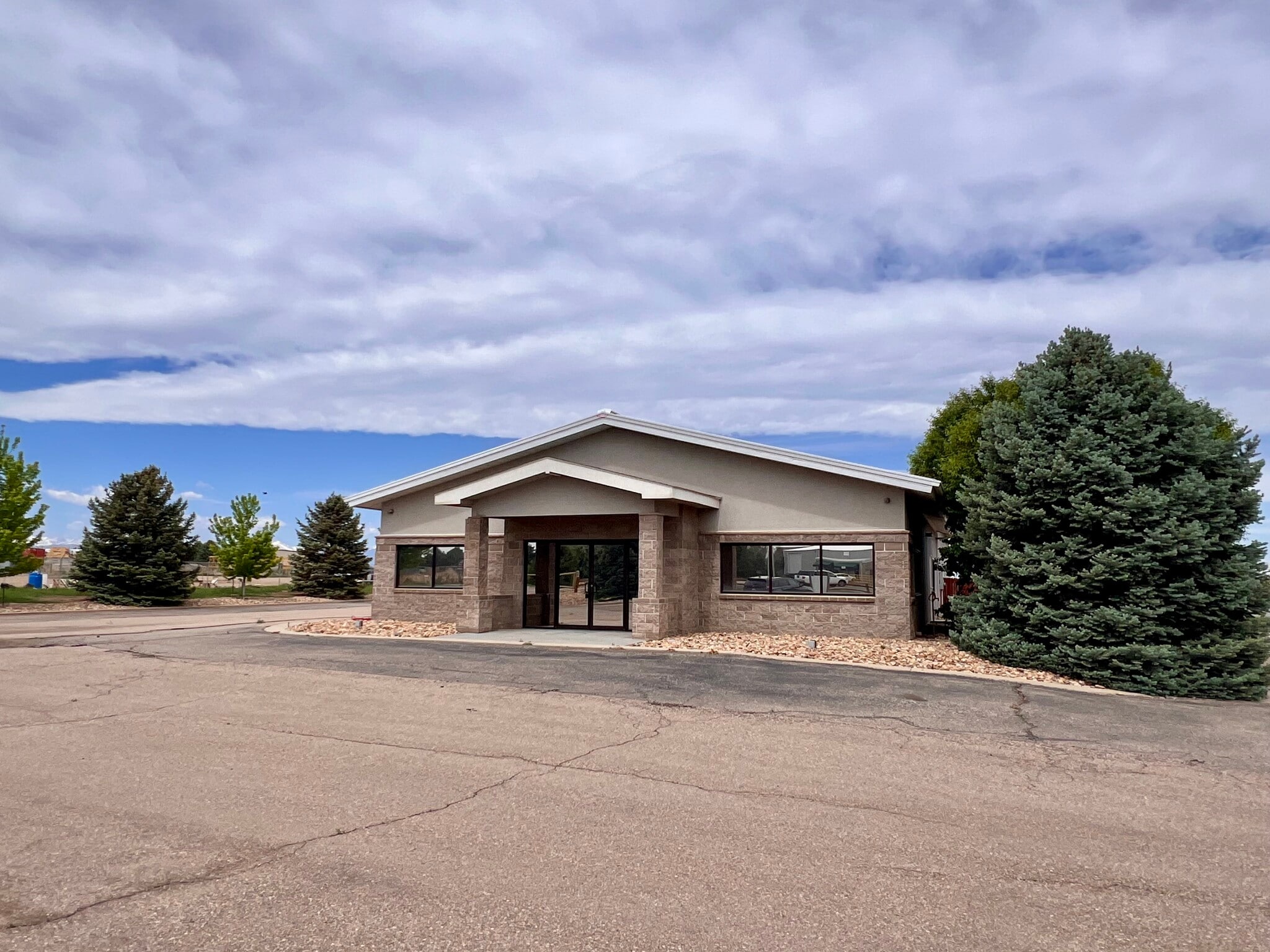 14439 Mead Ct, Longmont, CO for lease Building Photo- Image 1 of 9