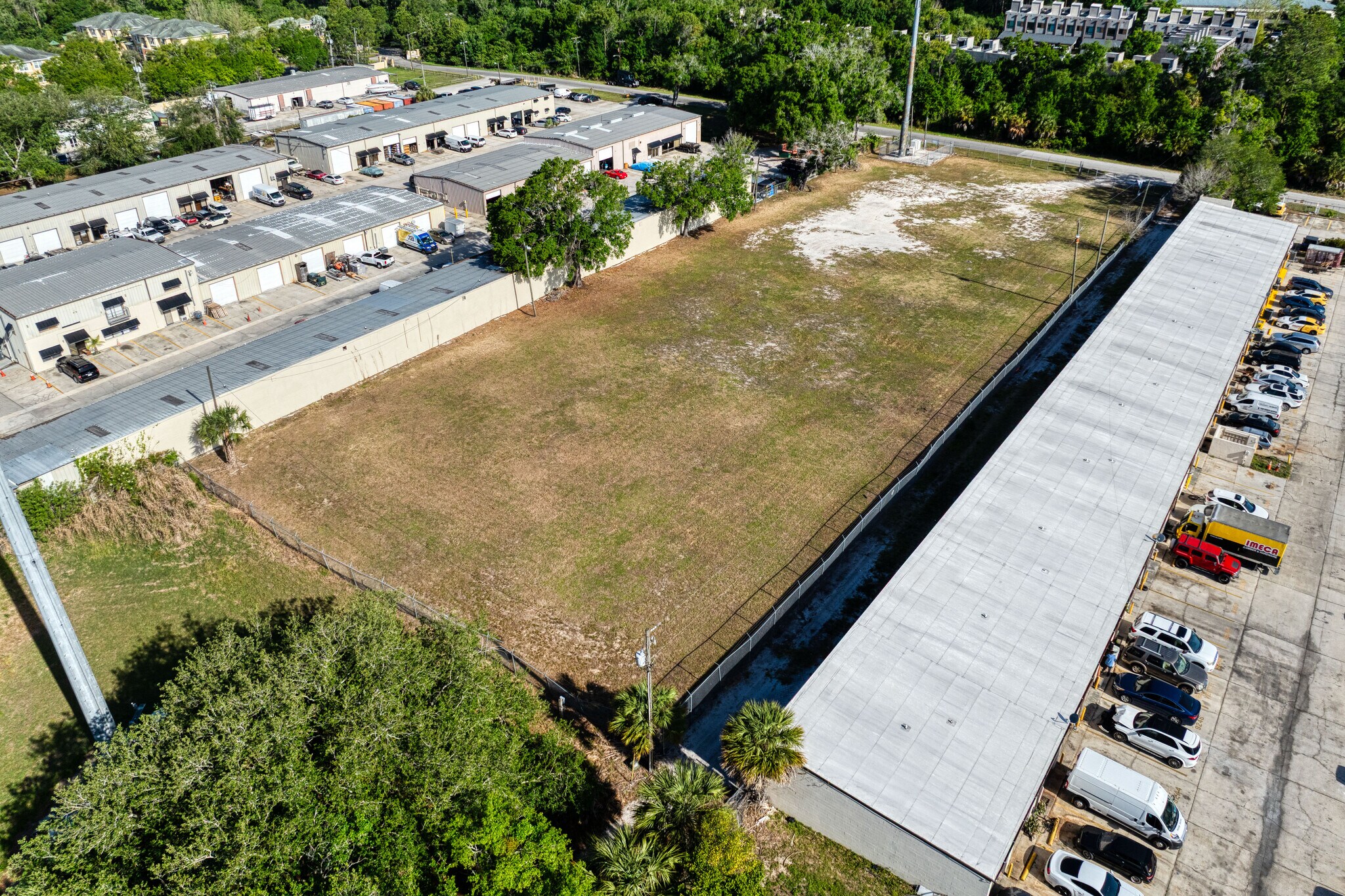 9400 Lazy Ln, Tampa, FL à vendre Photo du bâtiment- Image 1 de 9