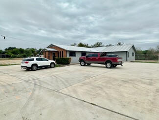 Plus de détails pour 1010 Zanderson Ave, Jourdanton, TX - Bureau à louer