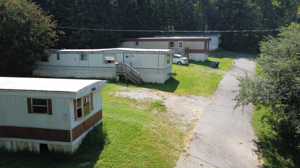 3686 Cook Rd, Valdese, NC à vendre - Photo du bâtiment - Image 2 de 8