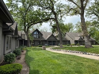 More details for 475 W Terra Cotta Ave, Crystal Lake, IL - Office for Lease