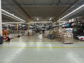 10001 Alliance Rd, Blue Ash, OH à louer Photo intérieure- Image 2 de 18