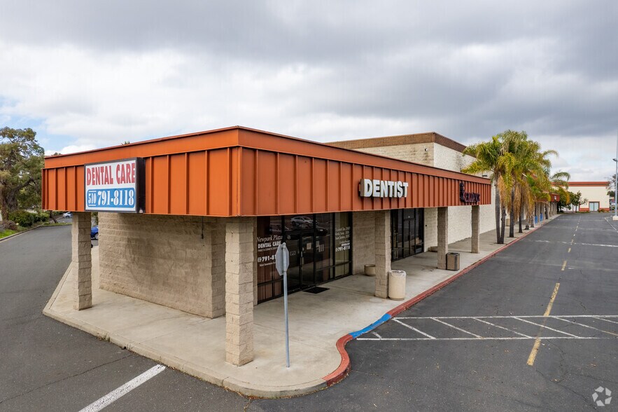 5222-5270 Newpark Plz, Newark, CA for sale - Building Photo - Image 2 of 4