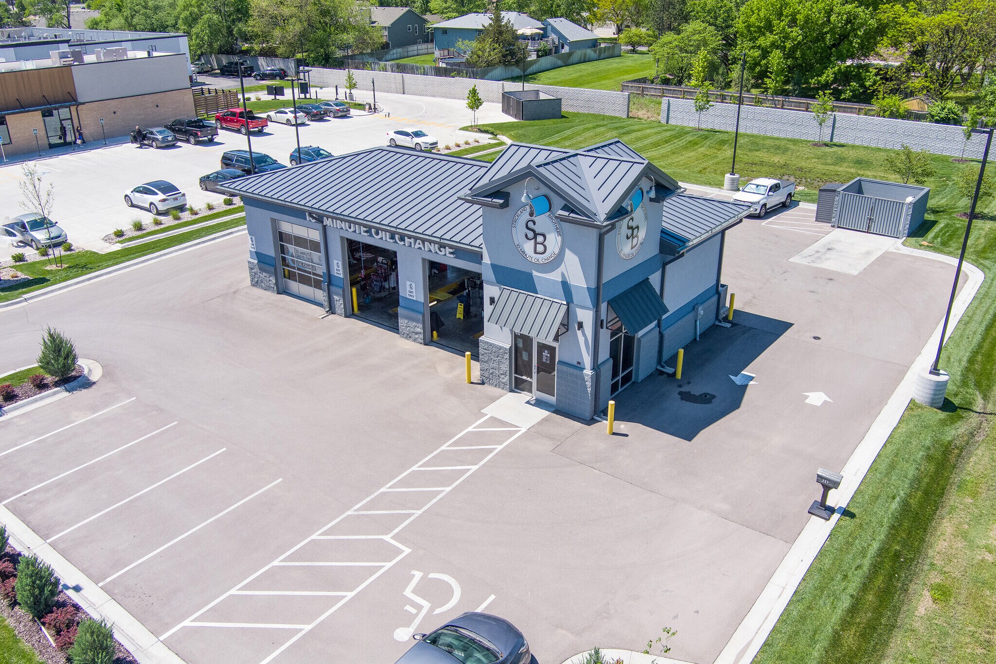 237 S Andover Rd, Andover, KS à vendre Photo principale- Image 1 de 1