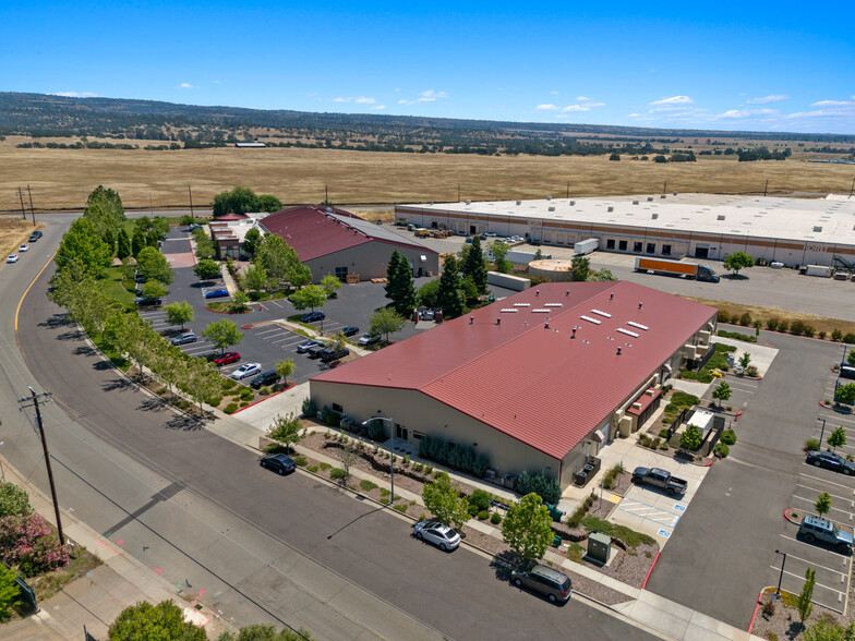 487 Ryan Ave, Chico, CA for lease - Building Photo - Image 3 of 11