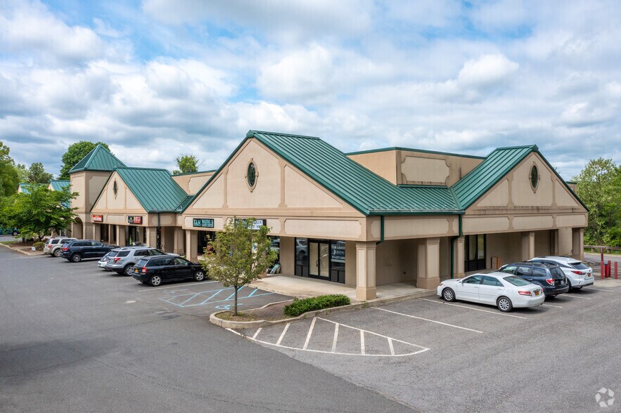 31 Route 22, Pawling, NY à louer - Photo du bâtiment - Image 1 de 4