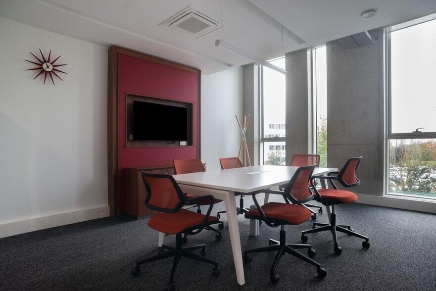 Office in Cesson-Sévigné for lease - Interior Photo - Image 3 of 6
