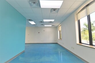 33004 S Dixie Hwy, Florida City, FL for lease Building Photo- Image 2 of 7