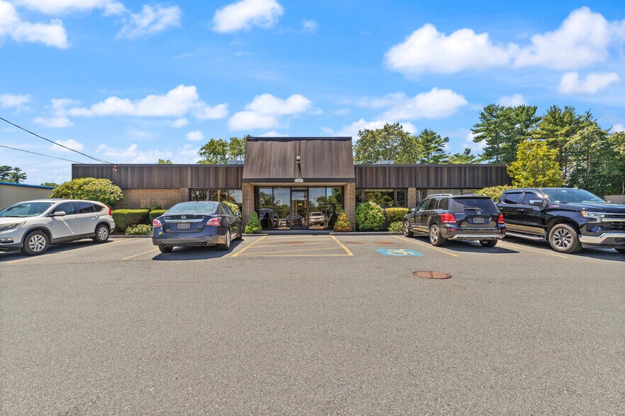 191 S Main St, Middleton, MA à louer - Photo du bâtiment - Image 2 de 8