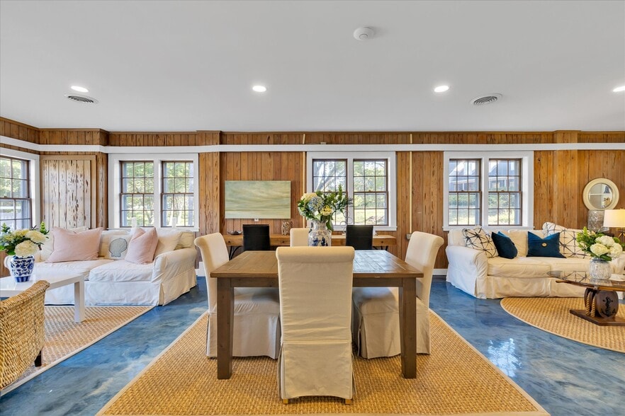 627 S Main St, Centerville, MA à vendre - Photo du bâtiment - Image 3 de 5