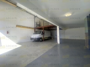 Flex in Saint-Ouen-l'Aumône for lease Interior Photo- Image 1 of 9