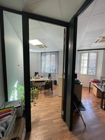 6 Cours Barthelemy, Aubagne à vendre - Photo intérieure - Image 3 de 9