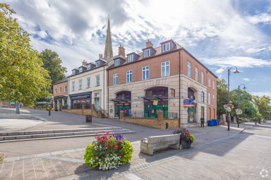 Market Pl, Kettering à louer - Photo principale - Image 1 de 4