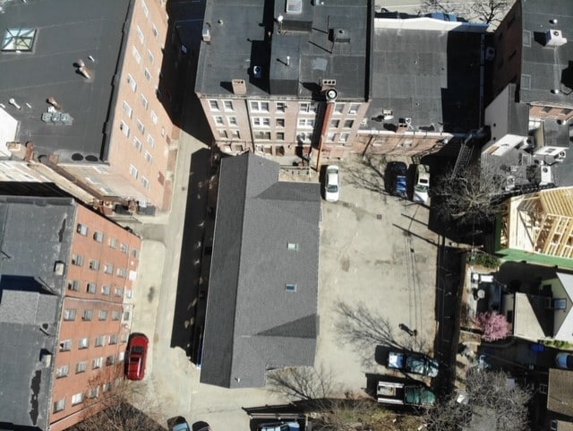 4 Davis Ct, Brookline, MA à vendre - Photo du bâtiment - Image 2 de 44
