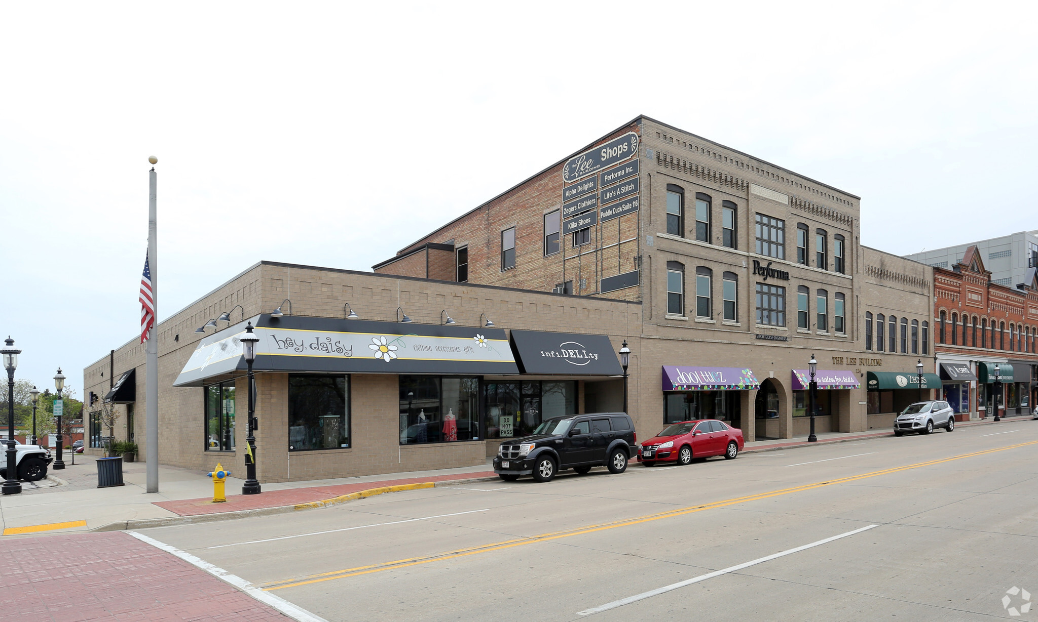 124 N Broadway, De Pere, WI à vendre Photo du bâtiment- Image 1 de 1