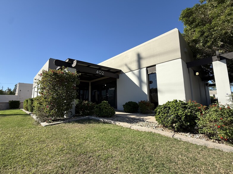 402 E Southern Ave, Tempe, AZ à louer - Photo du bâtiment - Image 1 de 26