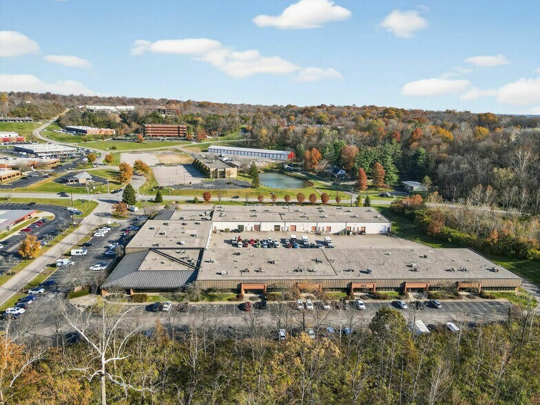 50 W TechneCenter Dr, Milford, OH à vendre - Photo du bâtiment - Image 2 de 47